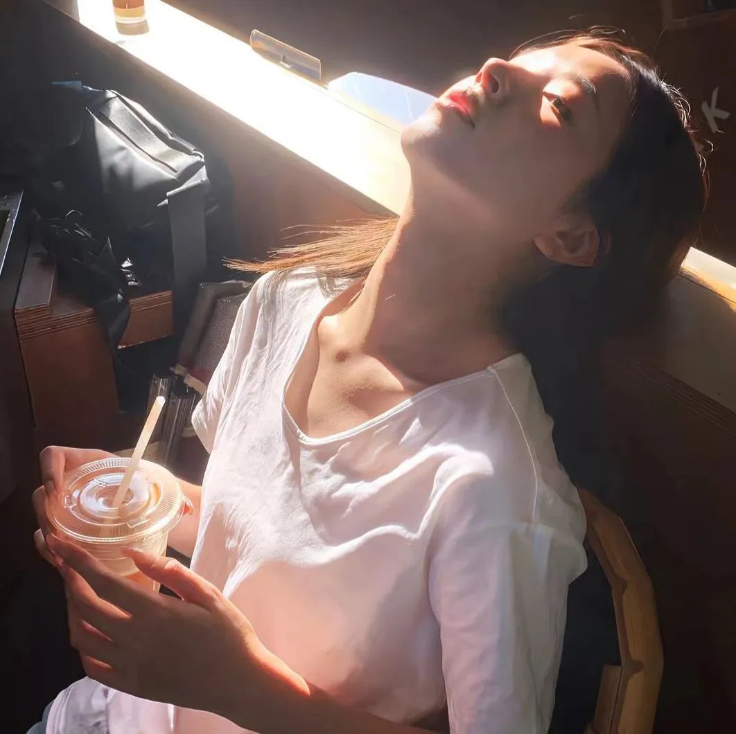 萌宝诞生于三万英尺